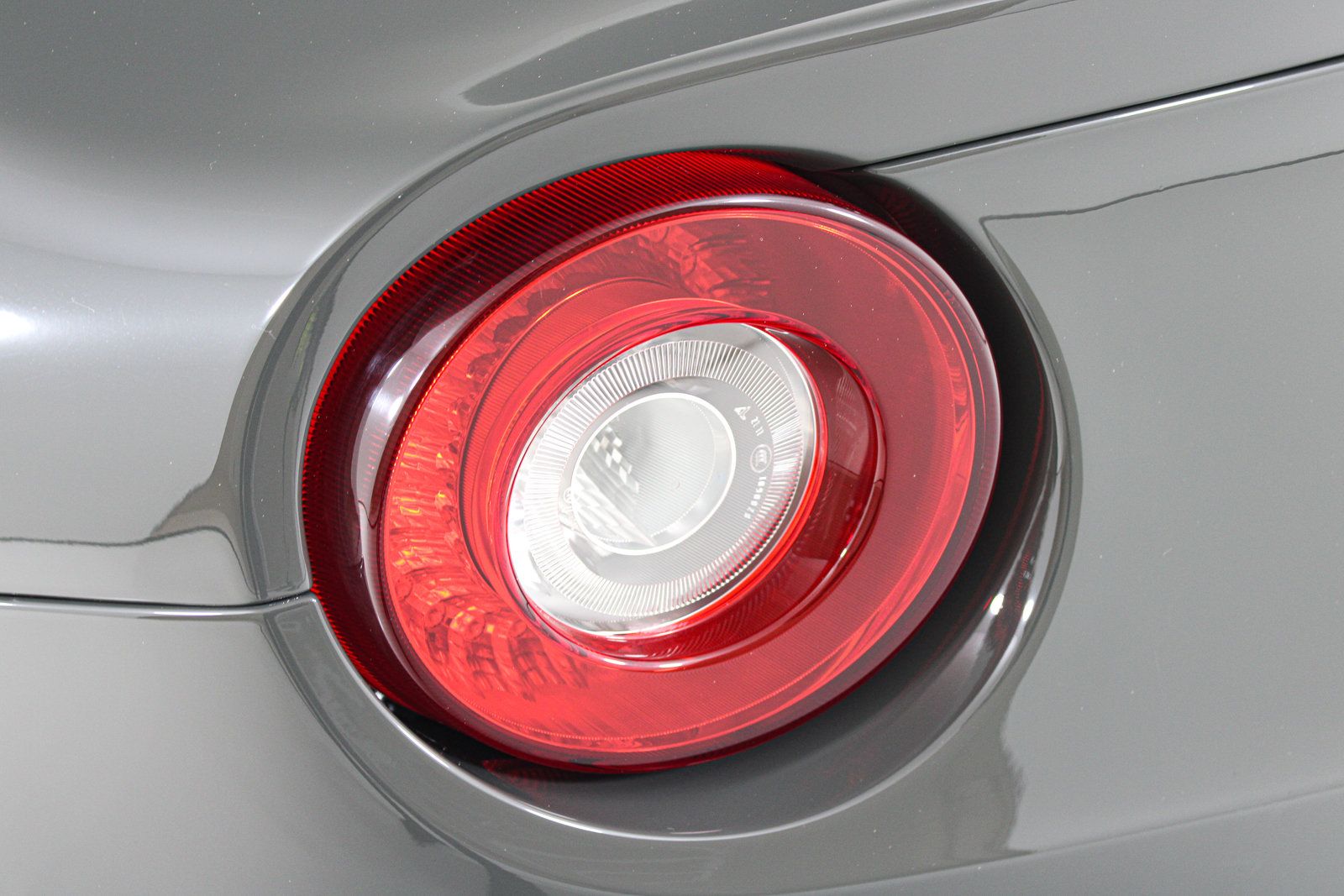 Used 2015 Ferrari F12 Berlinetta RWD image 33