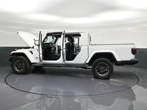 Used 2021 Jeep Gladiator Overland AWD/4WD image 18
