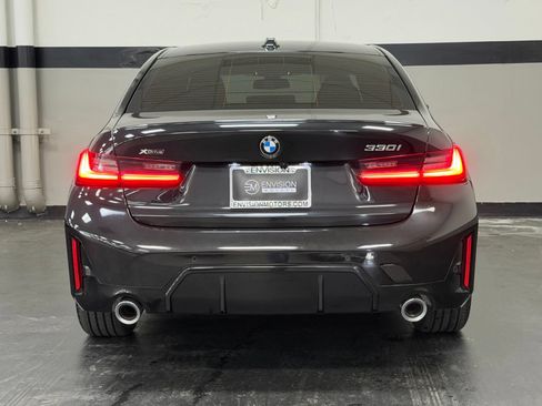 Used 2025 BMW 330i xDrive Sedan w/ M Sport Package AWD/4WD image 12
