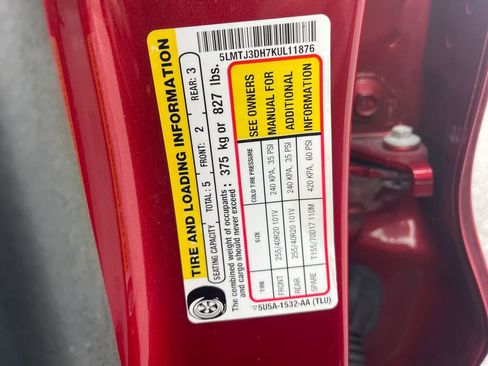 Used 2019 Lincoln MKC Reserve image 27