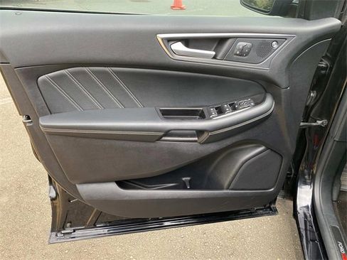 Used 2020 Ford Edge ST w/ Equipment Group 401A image 13