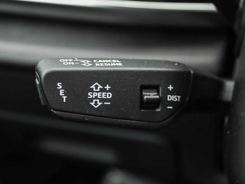 Used 2022 Audi Q8 Premium Plus w/ Premium Plus Package AWD/4WD image 31