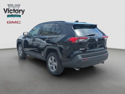Used 2023 Toyota RAV4 LE AWD/4WD image 15
