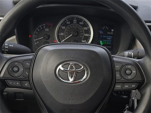 Certified 2022 Toyota Corolla LE image 25