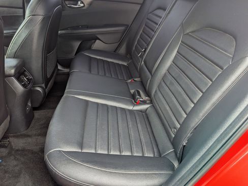 Used 2022 Kia Forte GT-Line w/ GT-Line Premium Package FWD image 16