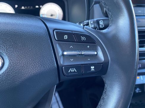 Certified 2022 Hyundai Kona Limited image 20