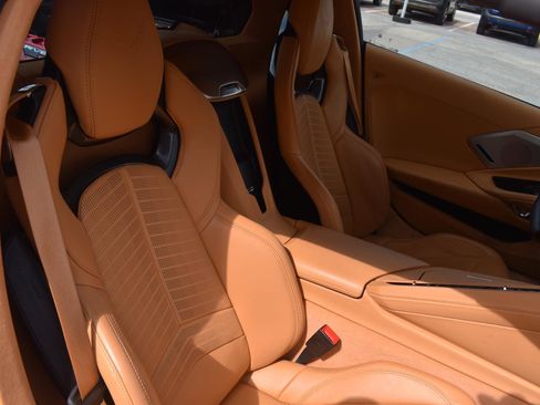 Used 2021 Chevrolet Corvette Stingray Premium Cpe w/ Engine Appearance Package RWD image 44