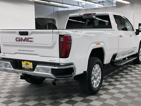 Used 2024 GMC Sierra 3500 SLT w/ SLT Premium Package image 13