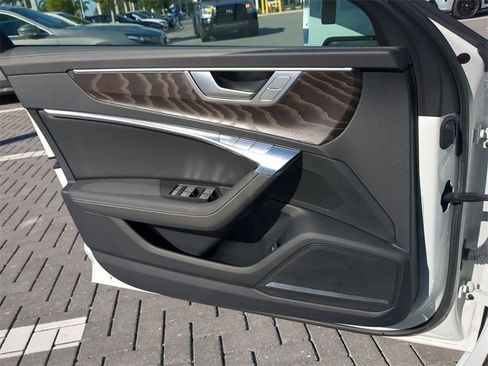 Used 2022 Audi A6 Premium Plus image 32