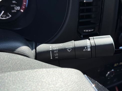 Used 2022 Nissan Frontier PRO-4X w/ Technology Package image 19