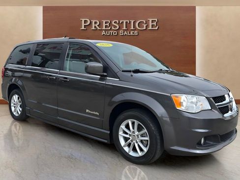 Used 2020 Dodge Grand Caravan SXT image 51