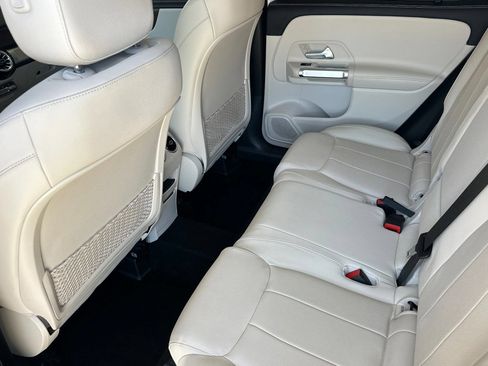 Certified 2023 Mercedes-Benz GLB 250 4MATIC image 15