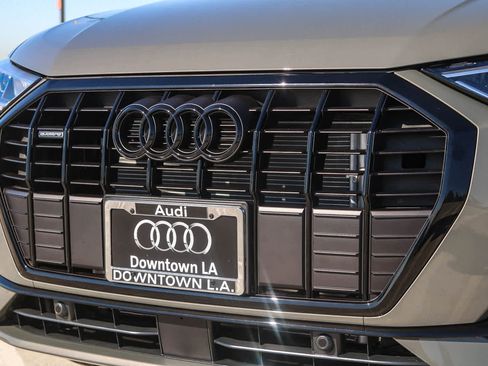 New 2025 Audi Q3 2.0T Premium image 6