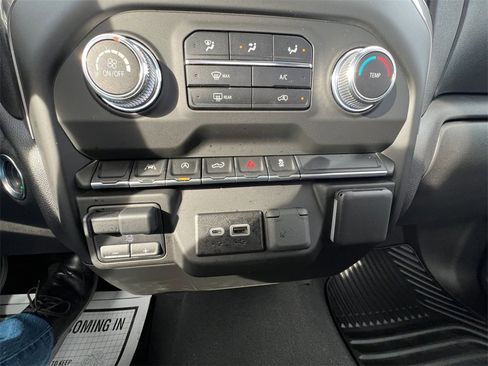 Certified 2025 GMC Sierra 1500 Pro w/ Pro Value Package image 26