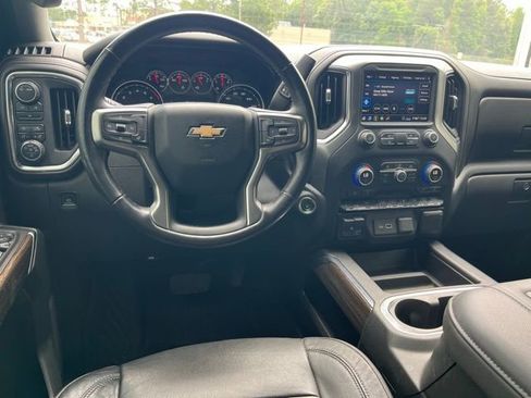 Used 2020 Chevrolet Silverado 2500 LT w/ Texas Edition AWD/4WD image 15