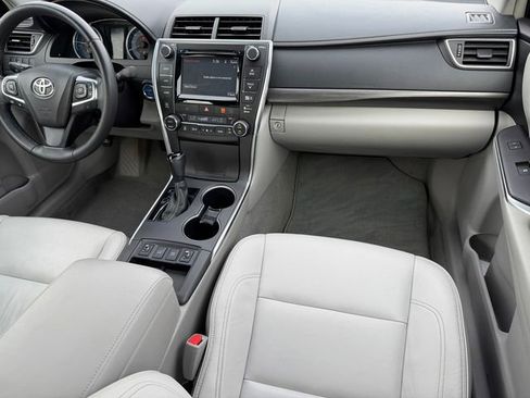Certified 2016 Toyota Camry XLE w/ Moonroof Package FWD image 34