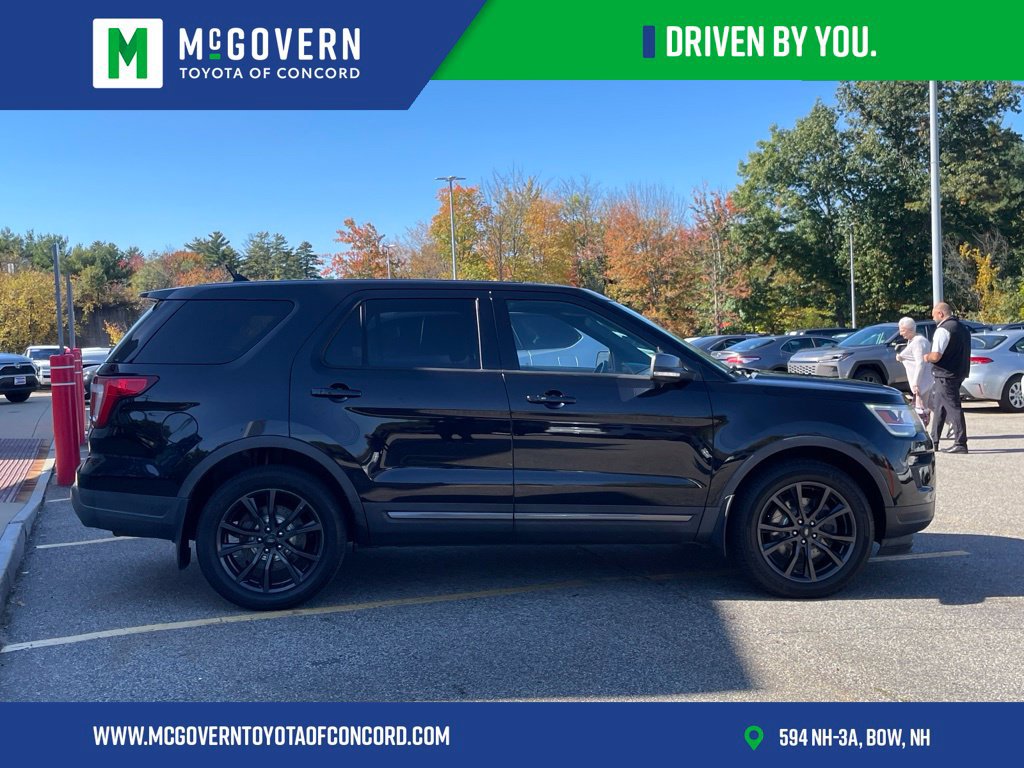 Used 2019 Ford Explorer XLT w/ Equipment Group 202A AWD/4WD image 6