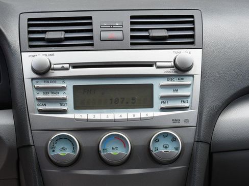 Used 2009 Toyota Camry LE image 19