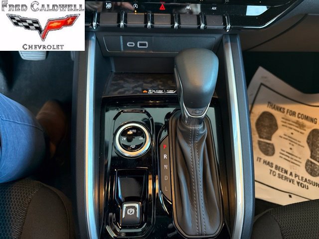 Used 2024 Chevrolet Colorado LT w/ LT Convenience Package II AWD/4WD image 11