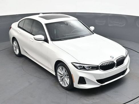 Used 2023 BMW 330i xDrive Sedan w/ Driving Assistance Package AWD/4WD image 26