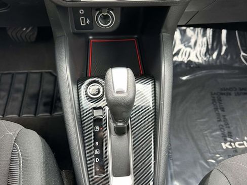 Used 2020 Nissan Kicks S FWD image 17