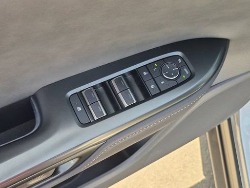 Used 2024 Lexus RZ 300e Premium w/ Technology Package FWD image 15