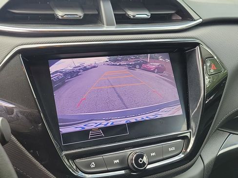 Used 2022 Chevrolet TrailBlazer LT w/ Convenience Package FWD image 30