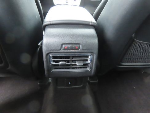 Used 2022 Lincoln Corsair FWD w/ Equipment Group 101A image 22