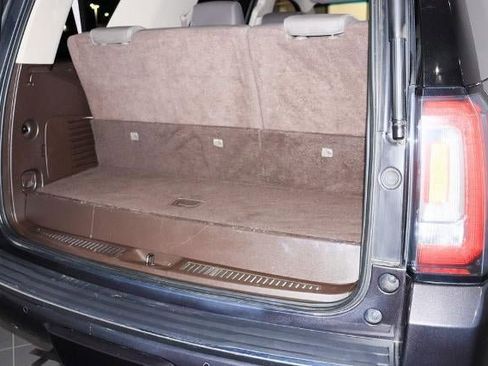 Used 2017 GMC Yukon Denali image 24