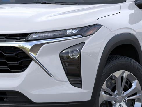 New 2026 Chevrolet Trax LS FWD image 10