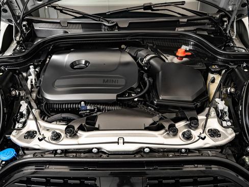 Certified 2026 MINI Cooper 4-Door Hardtop FWD image 38