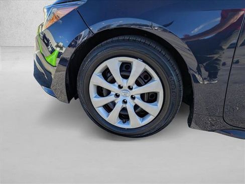 Certified 2023 Toyota Corolla LE image 22