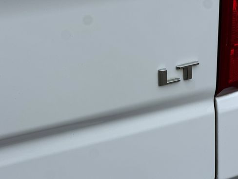 Used 2020 Chevrolet Silverado 1500 LT w/ All-Star Edition image 26