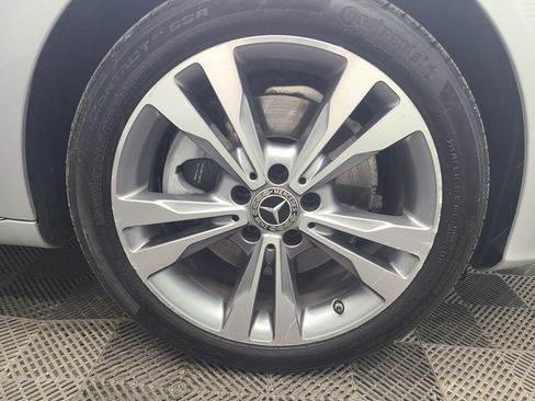 Used 2018 Mercedes-Benz C 300 4MATIC Sedan image 15