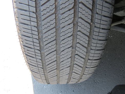 Used 2010 Toyota Camry SE image 36