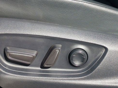 Certified 2024 Toyota Camry SE image 19