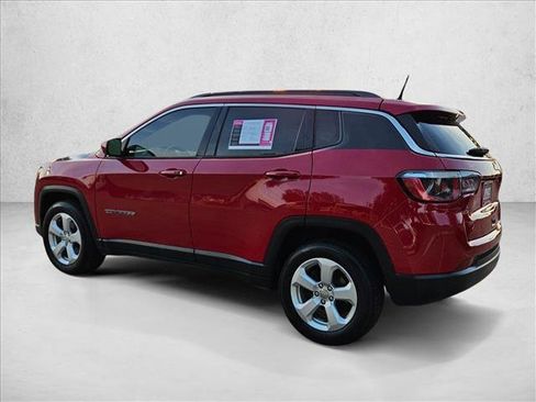 Used 2018 Jeep Compass Latitude FWD image 6