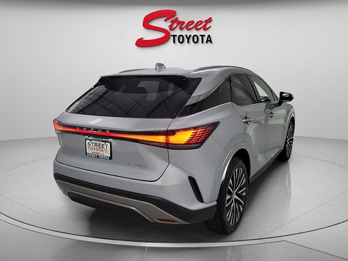 Used 2024 Lexus RX 350 Premium Plus w/ Convenience Package AWD/4WD image 4