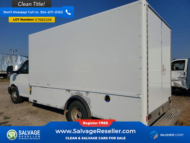 Used 2019 Chevrolet Express 3500 w/ Power Convenience Package RWD image 3