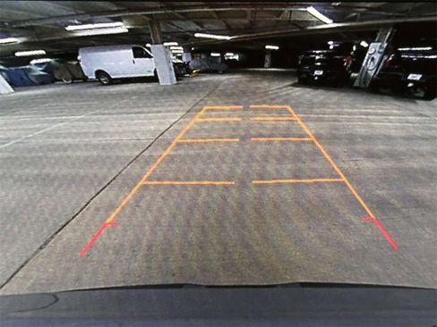 Used 2023 GMC Acadia SLT w/ Elevation Edition image 28