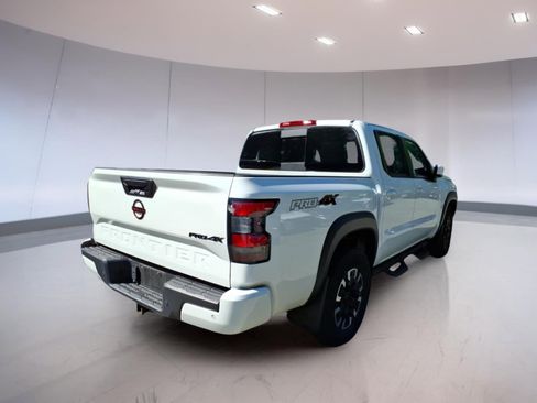 Used 2023 Nissan Frontier PRO-4X w/ Pro Convenience Package AWD/4WD image 4