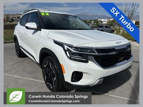 Used 2024 Kia Seltos SX w/ SX Sunroof Package AWD/4WD image 1