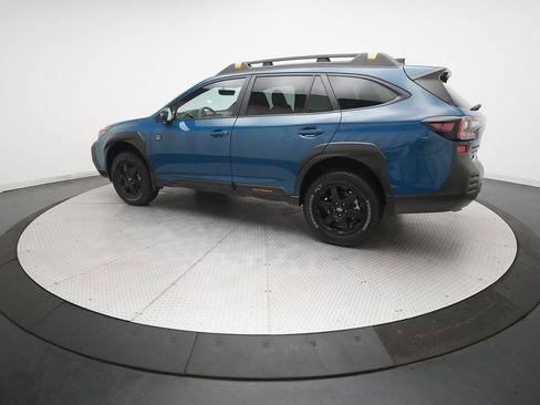 Used 2025 Subaru Outback Wilderness image 13