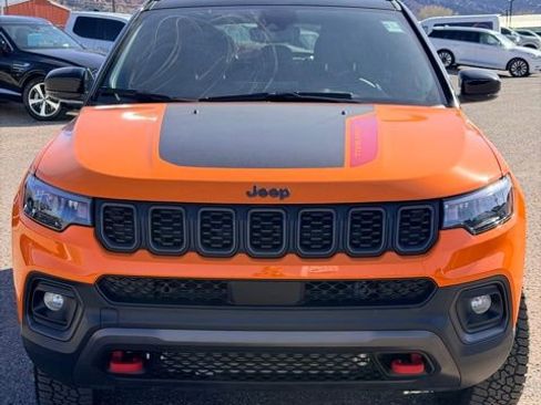 Used 2026 Jeep Compass Trailhawk image 4