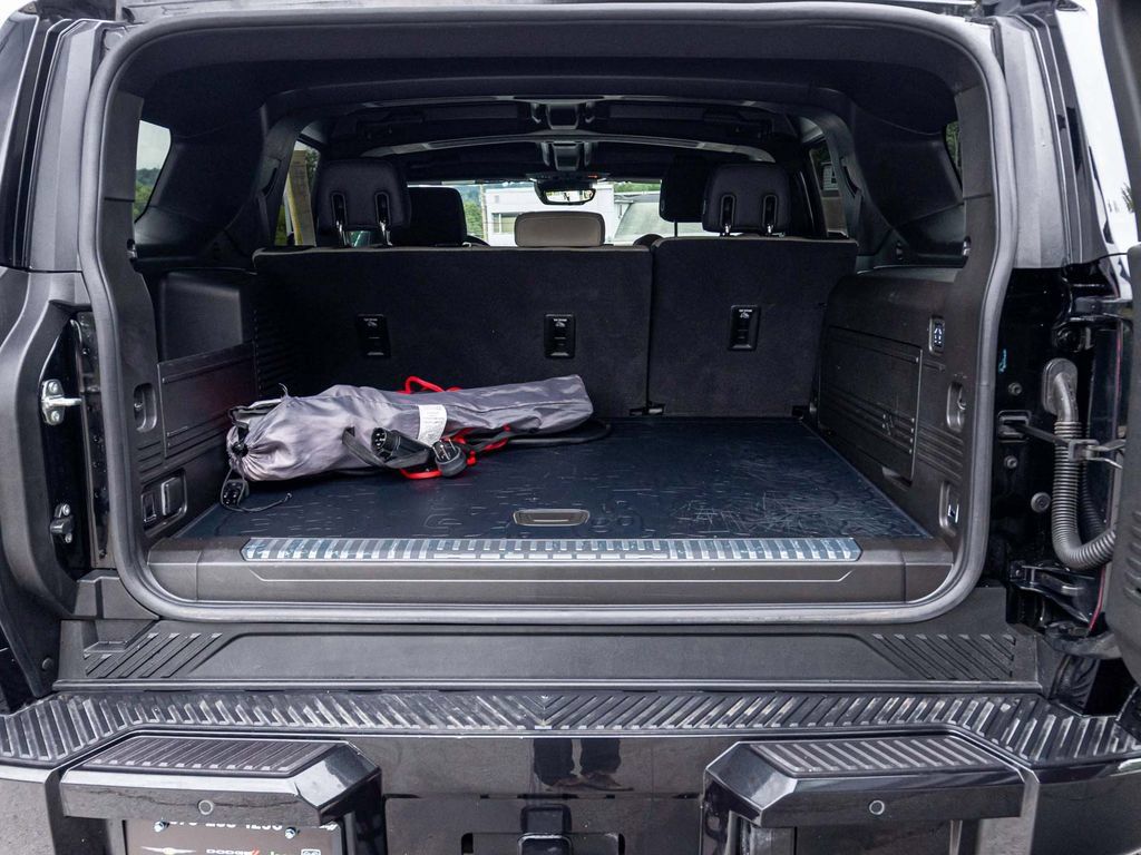Used 2026 GMC Hummer EV SUV AWD/4WD image 34