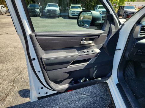 Used 2023 Toyota Tundra SR5 image 31