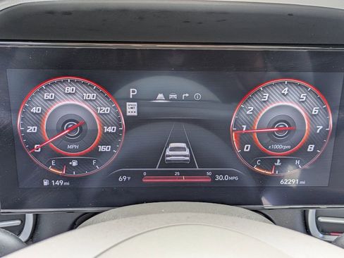 Used 2024 Hyundai Elantra SEL image 30