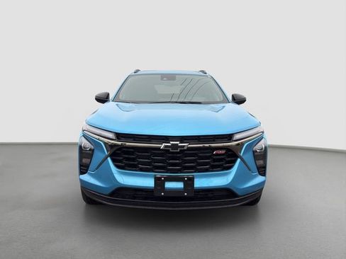 New 2026 Chevrolet Trax RS w/ Sunroof Package FWD image 2