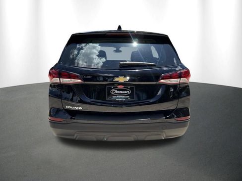 Used 2023 Chevrolet Equinox LS FWD image 11