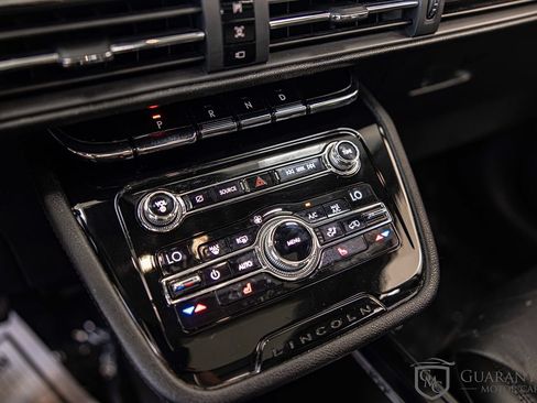 Used 2020 Lincoln Corsair AWD w/ Premium Package image 27